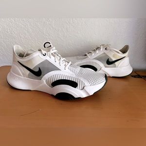 Nike Superrep Go Womens Running Trainers
